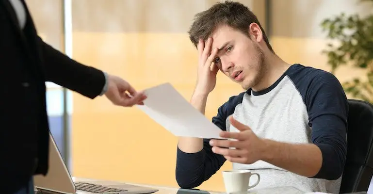 what does an employment lawyer do